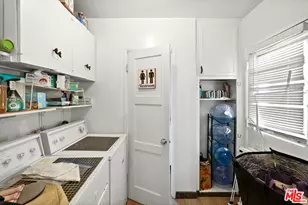 17646 Delano St, Los Angeles, CA 91316 - Photo 14