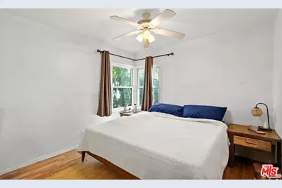 17646 Delano St, Los Angeles, CA 91316 - Photo 16