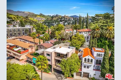6826 Iris Cir, Los Angeles, CA 90068 - Photo 48