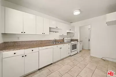 22932 Covello St, Los Angeles, CA 91307 - Photo 16