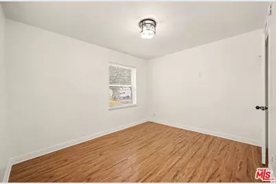 22932 Covello St, Los Angeles, CA 91307 - Photo 32