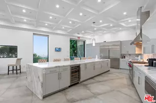 6181 Temple Hill Dr, Los Angeles, CA 90068 - Photo 10