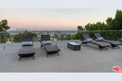 6181 Temple Hill Dr, Los Angeles, CA 90068 - Photo 50