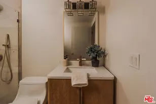 5211 Baza Ave, Los Angeles, CA 91364 - Photo 34
