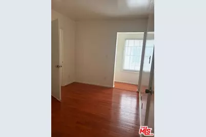 1529 5th Ave, Los Angeles, CA 90019 - Photo 8