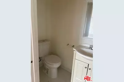 1529 5th Ave, Los Angeles, CA 90019 - Photo 12