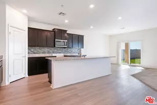 16836 Ukiah St, Victorville, CA 92394 - Photo 8
