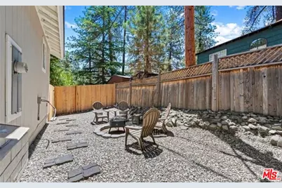 1713 Twin Lakes Rd, Wrightwood, CA 92397 - Photo 12