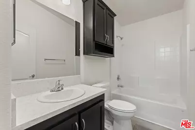 8250 Lankershim Blvd #109, North Hollywood, CA 91605 - Photo 10