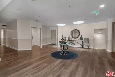 1722 Malcolm Ave #304, Los Angeles, CA 90024 - Photo 46