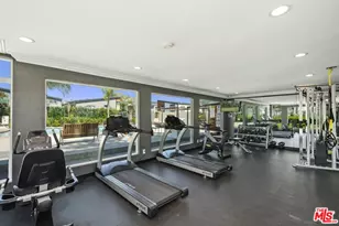 8250 Lankershim Blvd, North Hollywood, CA 91605 - Photo 18