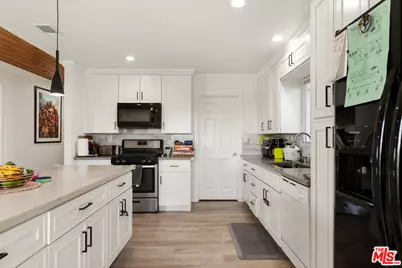 2323 Warwick Ave, Los Angeles, CA 90032 - Photo 12