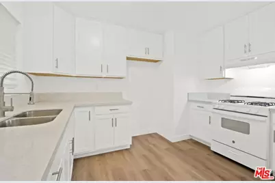 1618 Freeman St, Santa Ana, CA 92706 - Photo 8