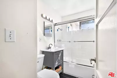6226 Goodland Ave, Los Angeles, CA 91606 - Photo 16