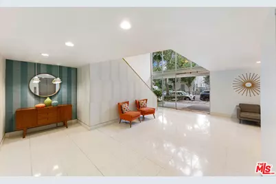 1200 N Flores St #209, West Hollywood, CA 90069 - Photo 2