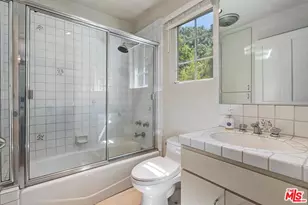 1041 Chantilly Rd, Los Angeles, CA 90077 - Photo 10