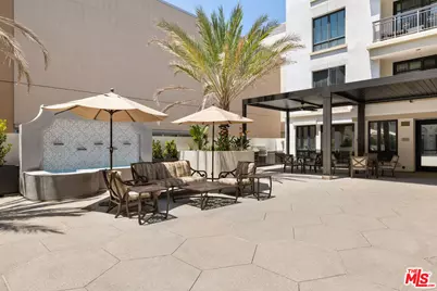 558 Caruso Ave, Glendale, CA 91210 - Photo 32
