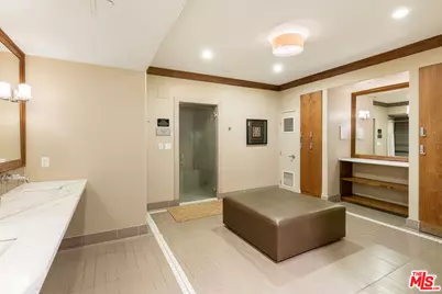 558 Caruso Ave, Glendale, CA 91210 - Photo 36