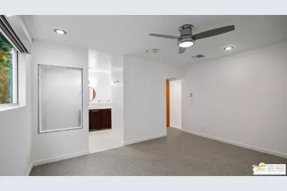 588 E San Lorenzo Rd #204, Palm Springs, CA 92264 - Photo 14