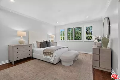 12053 Crest Ct, Los Angeles, CA 90210 - Photo 22