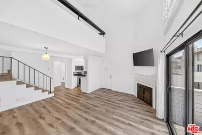 10521 National Blvd #214, Los Angeles, CA 90034 - Photo 2