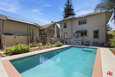 2624 Van Buren Pl, Los Angeles, CA 90007 - Photo 34