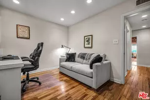 4049 Benedict Canyon Dr, Sherman Oaks, CA 91423 - Photo 16