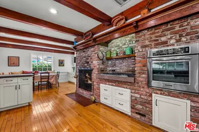 4049 Benedict Canyon Dr, Sherman Oaks, CA 91423 - Photo 10