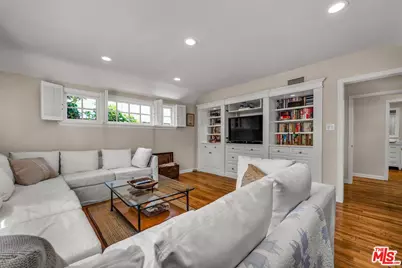 4049 Benedict Canyon Dr, Sherman Oaks, CA 91423 - Photo 8