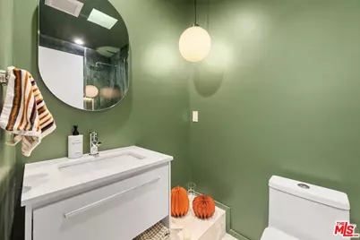 2233 4th St #3, Santa Monica, CA 90405 - Photo 24