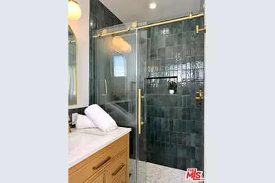4579 Ambrose Ave #8, Los Angeles, CA 90027 - Photo 24