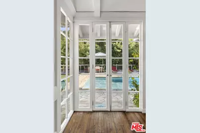 2761 Hutton Dr, Los Angeles, CA 90210 - Photo 8