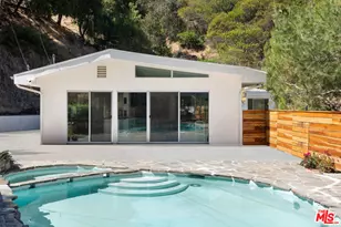 9659 Cedarbrook Dr, Los Angeles, CA 90210 - Photo 8