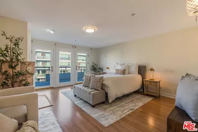 1645 Malcolm Ave #302, Los Angeles, CA 90024 - Photo 1