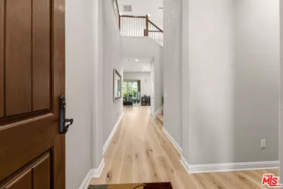 20715 Butternut Cir, Porter Ranch, CA 91326 - Photo 2