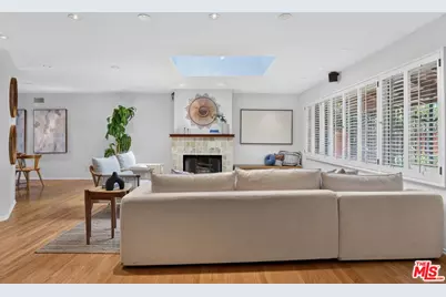 5065 Goodland Ave, Los Angeles, CA 91607 - Photo 8