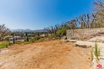 736 Haverford Ave, Pacific Palisades, CA 90272 - Photo 22