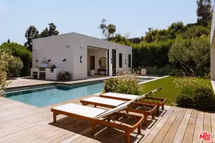 1307 N Doheny Dr, Los Angeles, CA 90069 - Photo 30