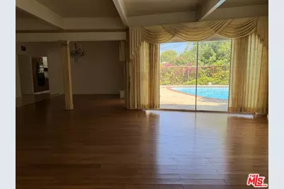 6417 Wystone Ave, Los Angeles, CA 91335 - Photo 6