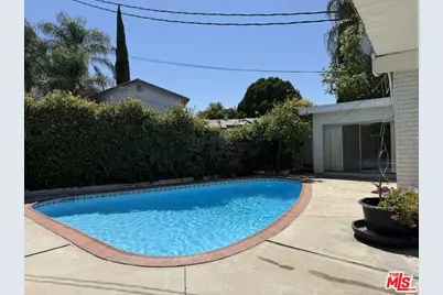 6417 Wystone Ave, Los Angeles, CA 91335 - Photo 20