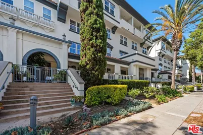 12963 Runway Rd #104, Playa Vista, CA 90094 - Photo 20