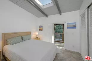 2458 Zorada Dr, Los Angeles, CA 90046 - Photo 18