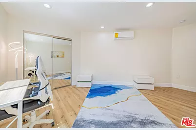 5633 La Mirada Ave, Los Angeles, CA 90038 - Photo 14