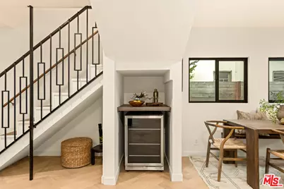 715 Nowita Pl, Venice, CA 90291 - Photo 10