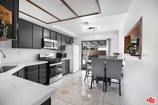 37603 Melton Ave, Palmdale, CA 93550 - Photo 2