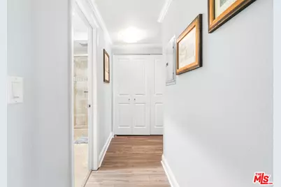 8162 Manitoba St #120, Los Angeles, CA 90293 - Photo 28