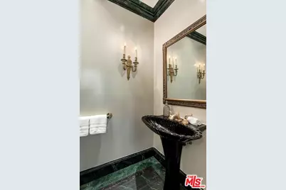 803 N Rexford Dr, Beverly Hills, CA 90210 - Photo 14