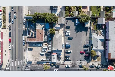 220 N Oxford Ave, Los Angeles, CA 90004 - Photo 26