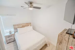 2016 10th Ave, Los Angeles, CA 90018 - Photo 12