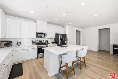 2141 Jenner St, Lancaster, CA 93535 - Photo 4